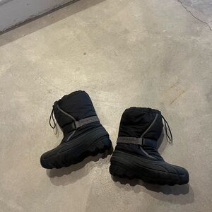 Sorel black snow boots